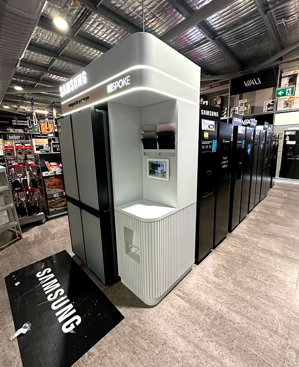 Samsung retail display