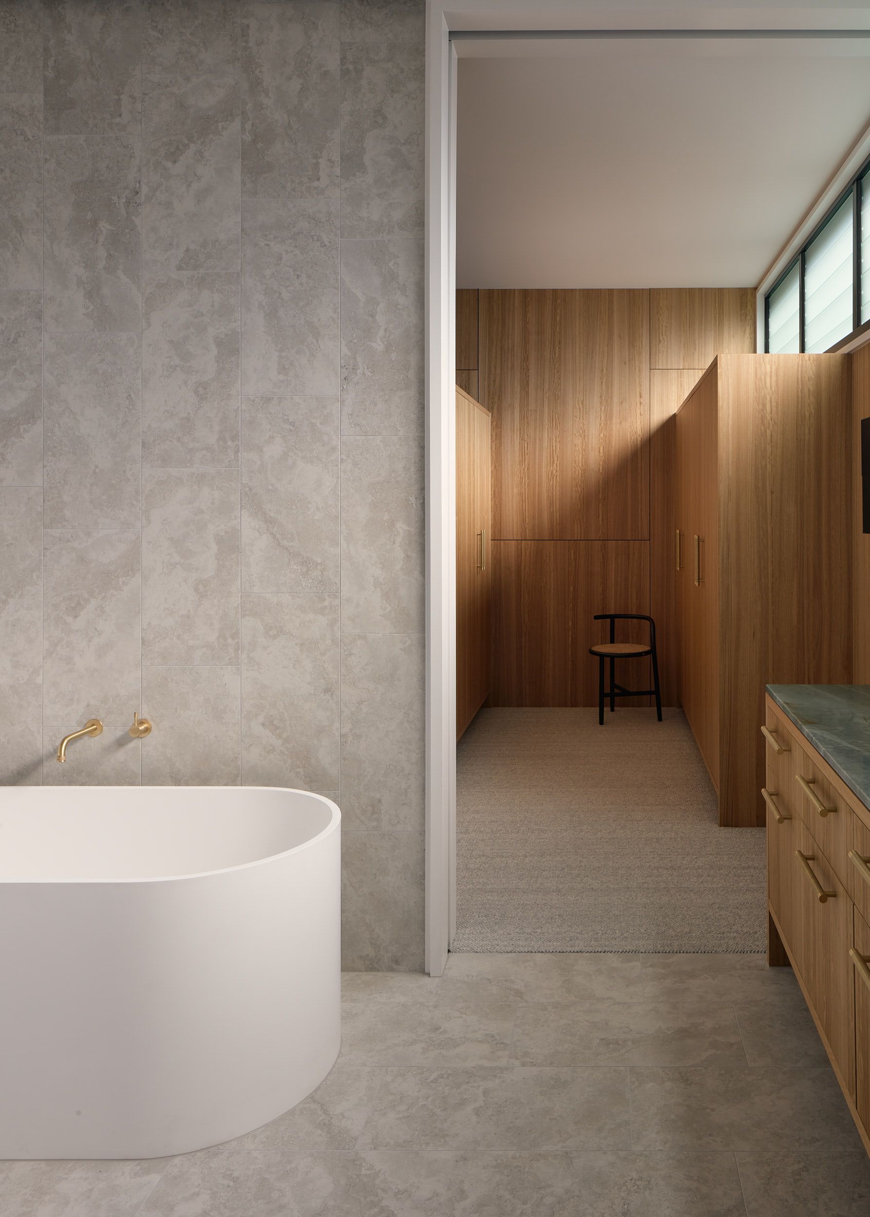 Harcourt Street walk-in robe